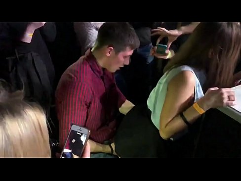 ❤️ Sess reali f'nightclub Russu. Tfajla Russa ta’ 18-il sena fl-anus u l-vaġina fucked f’nightclub ❤️ Video anali f'mt.freepornhdonlinegay.ru ❌❤